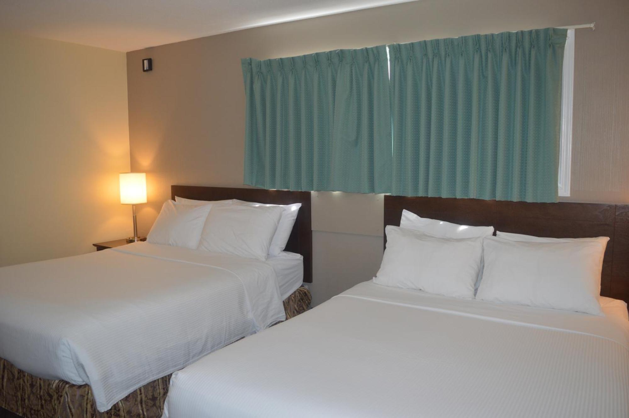Siesta Suites Келоуна Экстерьер фото