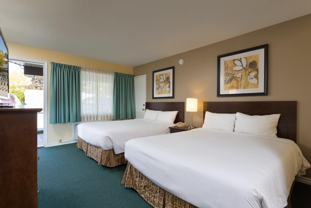 Siesta Suites Келоуна Экстерьер фото